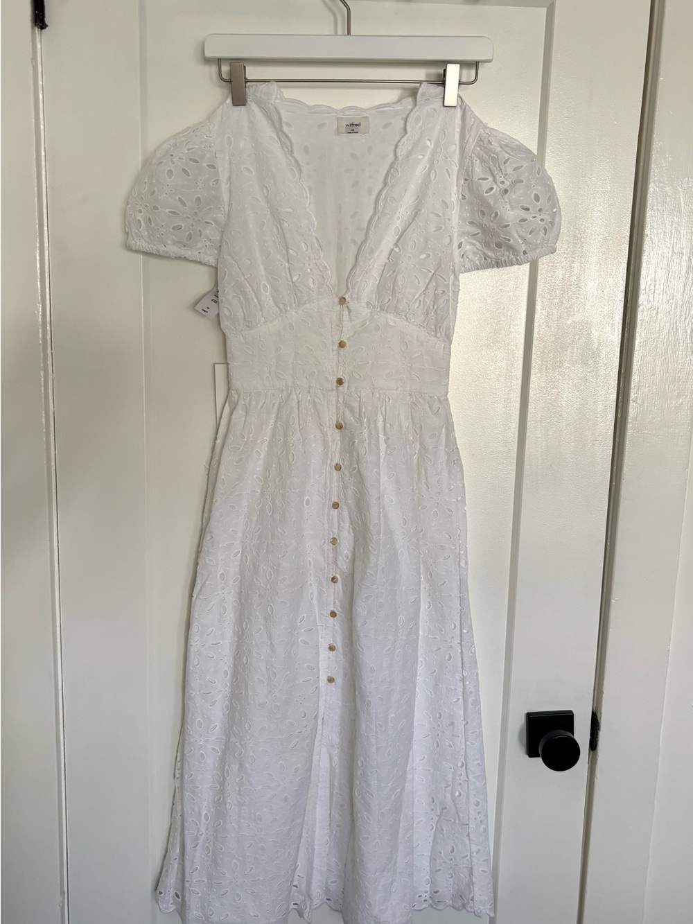 Wilfred White Eyelet Mini Dress Puff Sleeve Button Front - Size 00 *NWT* - Picture 4 of 9